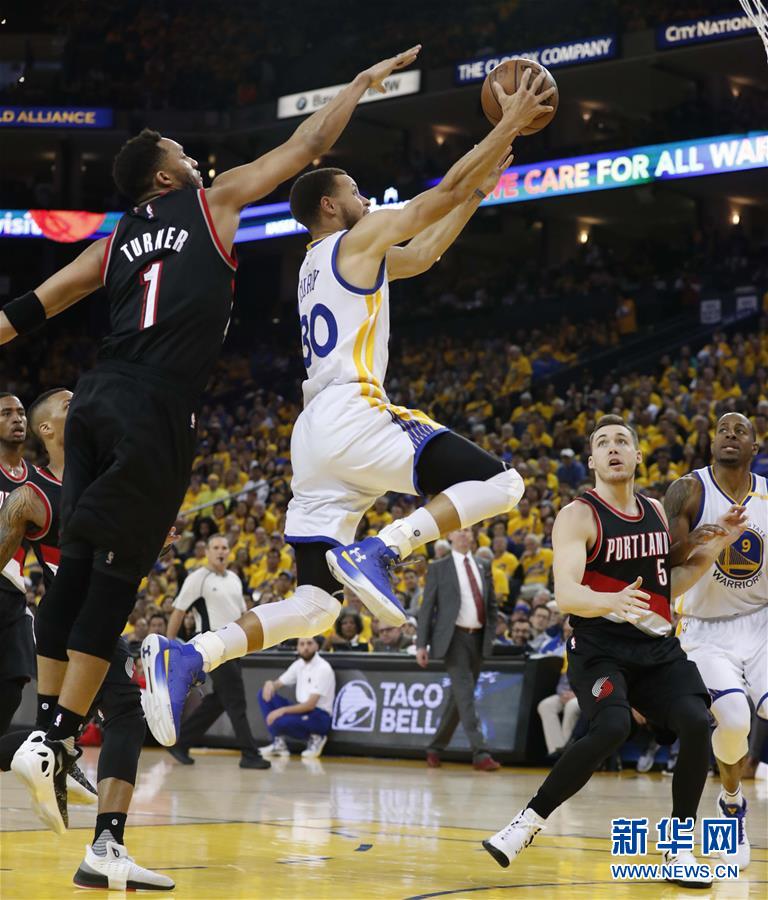 [4]（外代二线）篮球&mdash;&mdash;NBA季后赛：勇士胜开拓者