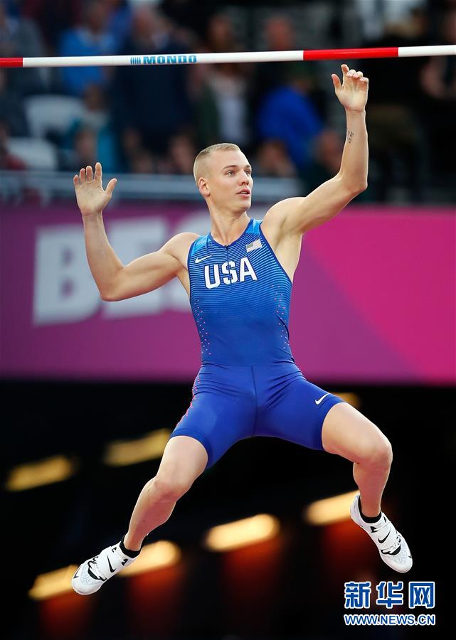 （体育）（6）田径——世锦赛：美国选手肯德里克斯夺得男子撑杆跳高冠军