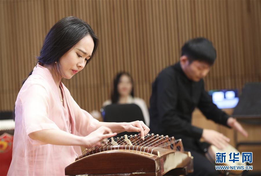 （XHDW） （4）“筝与诗——中国音乐文化之旅”走进纽约林肯中心