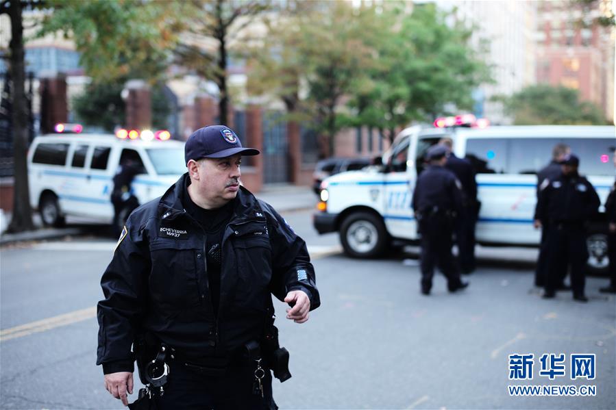 （國際）（4）紐約曼哈頓發生卡車撞人恐怖襲擊事件8人死亡 
