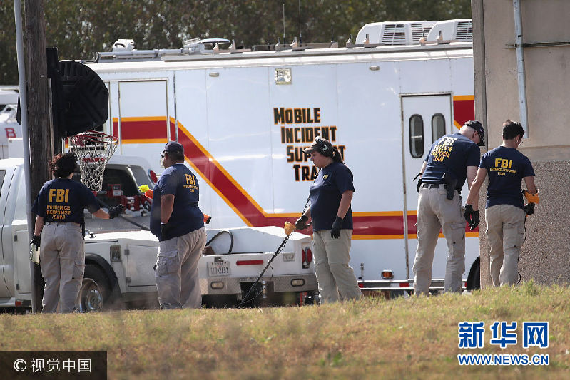 美国得州教堂枪击案致27死 警方封锁现场持续展开调查