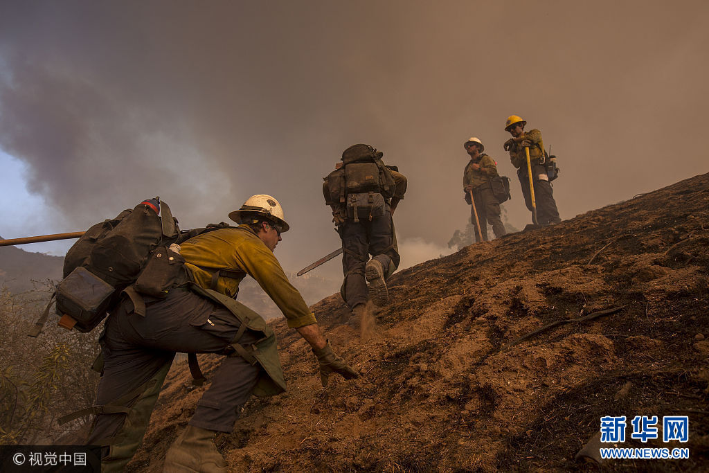 美國加州山火仍在肆虐 或成當地史上第三大火災