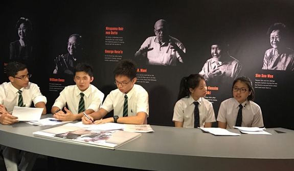新加坡年輕一代採訪二戰親歷者