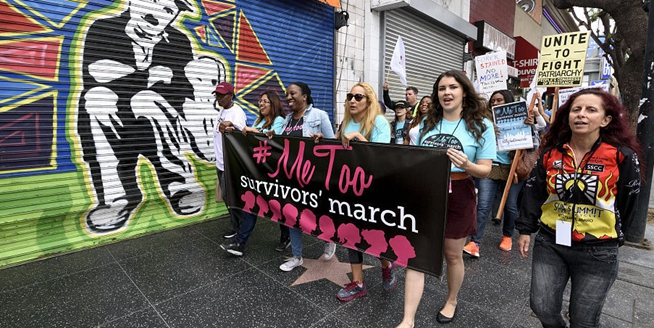 洛杉磯民眾參加MeToo反性騷擾遊行