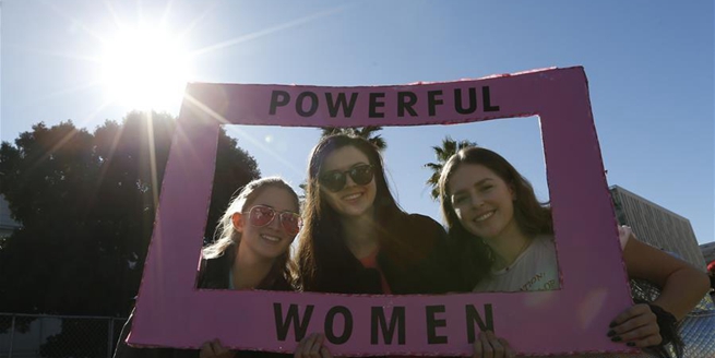 美國各地舉行婦女大遊行